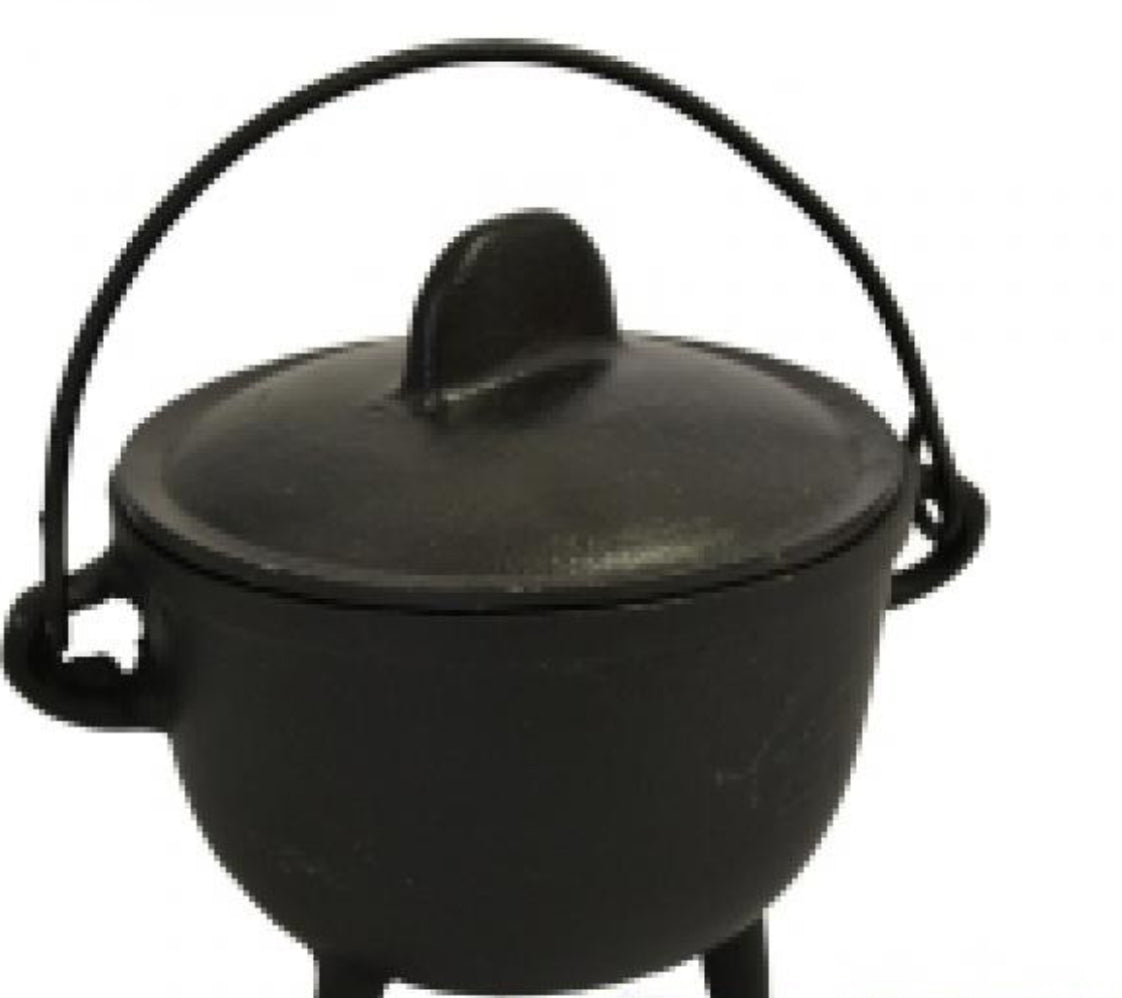 Cast Iron Cauldron with Lid 4.5"D 4.25"H