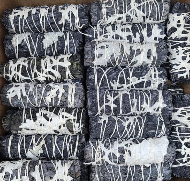 Yin & Yang - White Sage Black w/ Mugwort Sage 4"